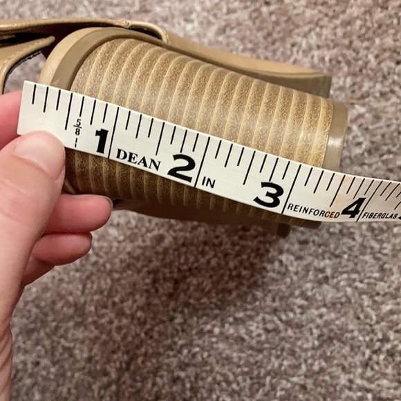 Candie’s peep toe booties. Tan. Size 8 - Picture 2 of 4